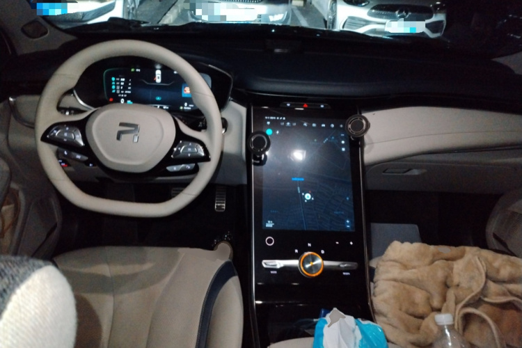 飞凡汽车 飞凡MARVEL R 2021款 后驱PRO版中控内饰12