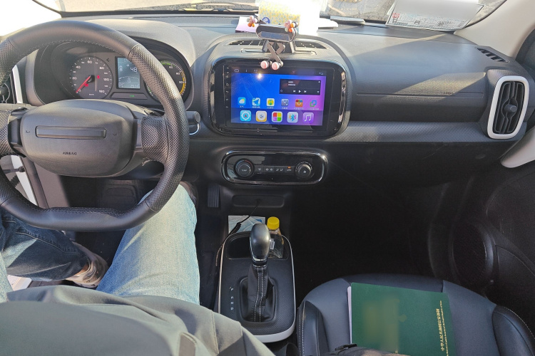 荣威 科莱威CLEVER 2022款 311km元气啵啵版中控内饰12