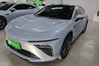 哪吒汽车 哪吒S猎装 2024款 增程300 标准版