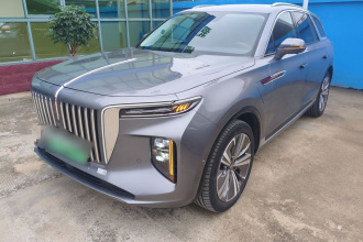 红旗E-HS9 2022款 690km 旗享版 六座