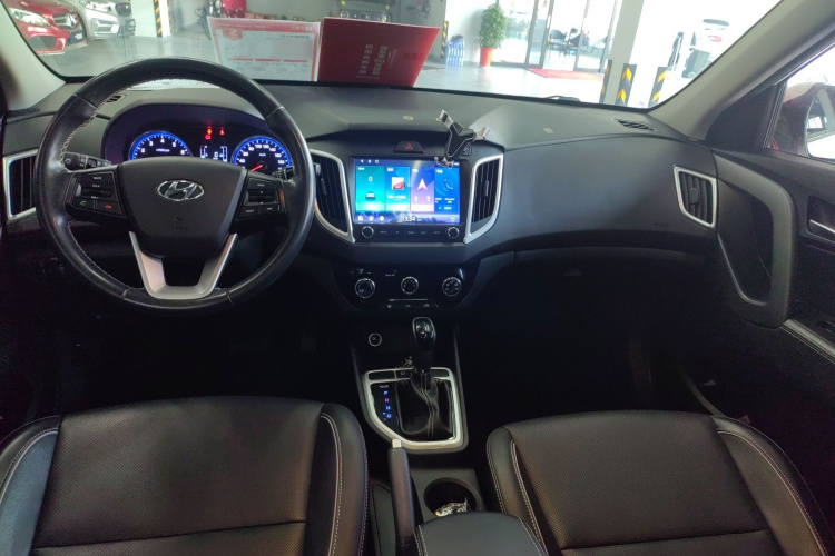 北京现代ix25 2017款 1.6L 自动智能型中控内饰12