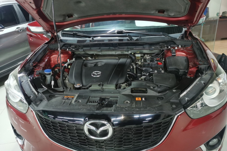 马自达CX-5 2013款 2.0L 自动两驱舒适型机舱底盘24