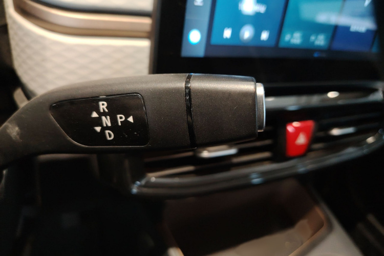 思皓 花仙子 2021款 集美版 302km 时尚型局部细节18