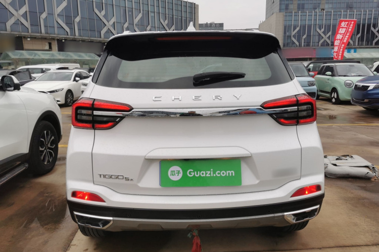 奇瑞 瑞虎5x 2021款 超级英雄版 1.5L CVT豪华型车身外观6