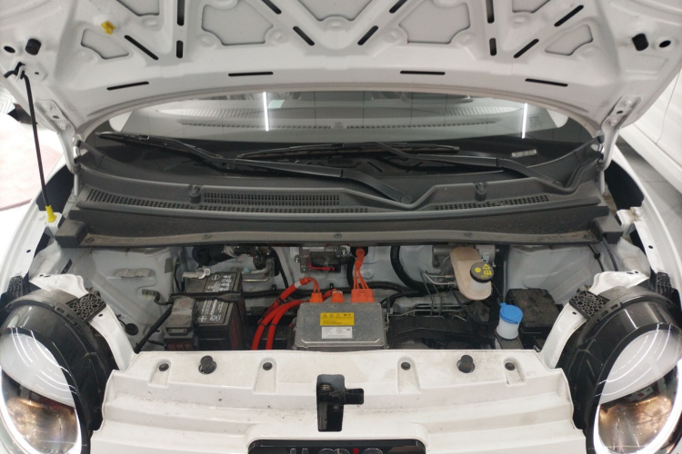 长安启源 长安Lumin 2023款 205km 香沁款机舱底盘24