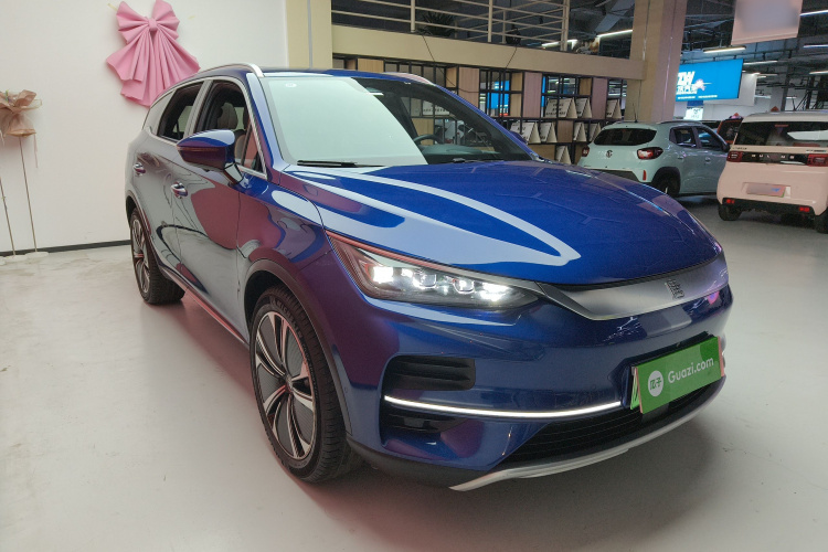 比亚迪 唐新能源 2022款 EV 635KM 四驱旗舰型车身外观3