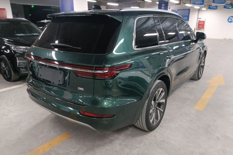 理想汽车 理想ONE 2021款 增程6座版车身外观7