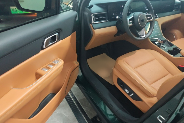 理想汽车 理想ONE 2021款 增程6座版中控内饰20