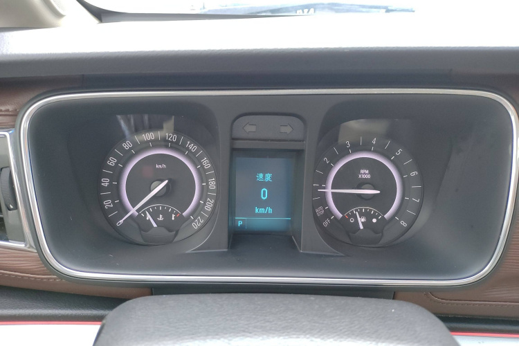 别克GL8 2018款 28T 豪华型 国VI局部细节14