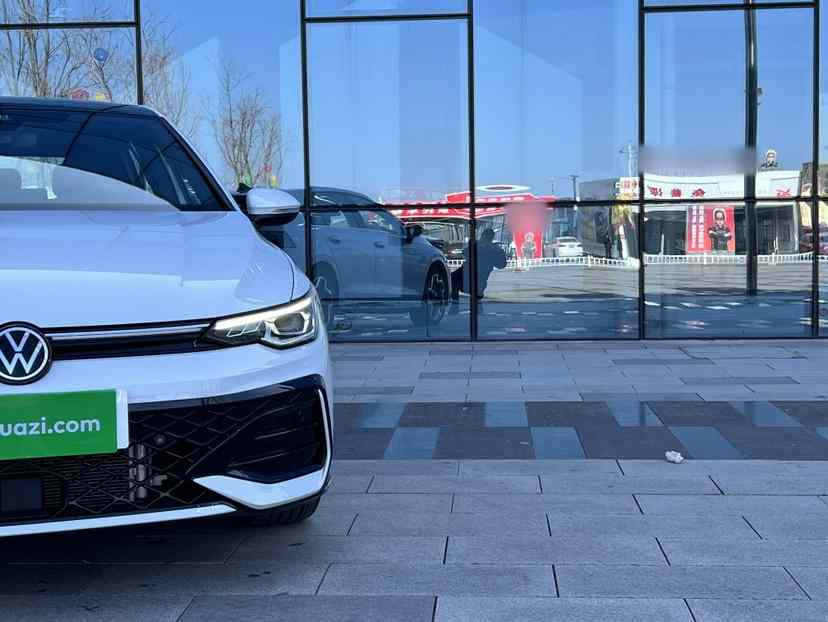 大众 高尔夫 2025款 300TSI R-Line(2)