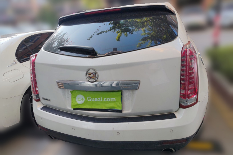 凯迪拉克SRX 2014款 3.0L 精英型车身外观6