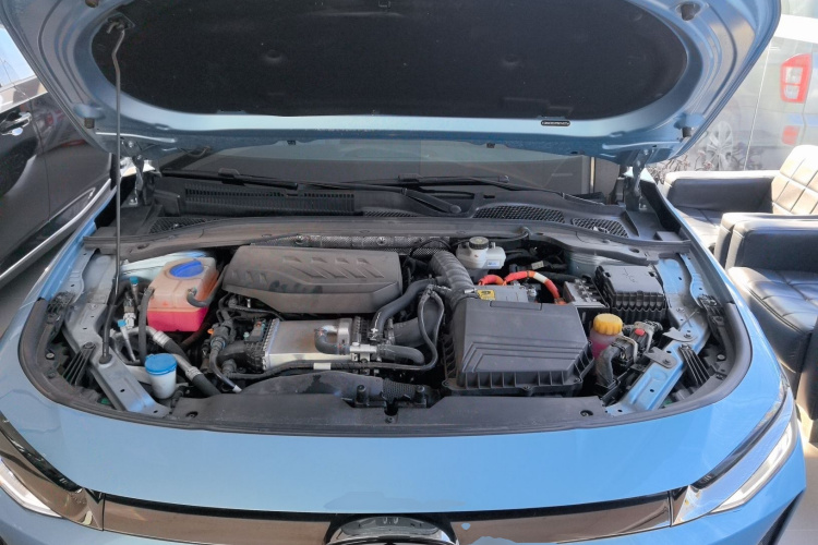 奇瑞 风云A8 2024款 127 驭风版机舱底盘24