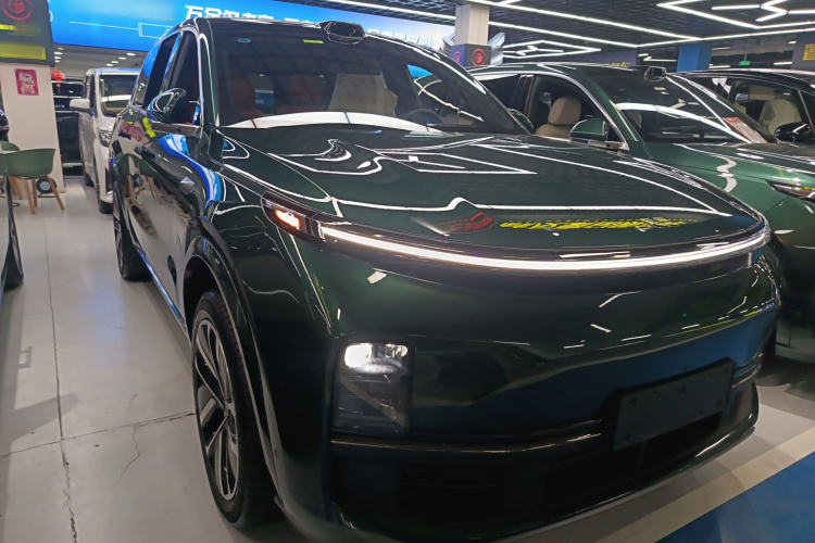 理想汽车 理想L9 2024款 Ultra车身外观3