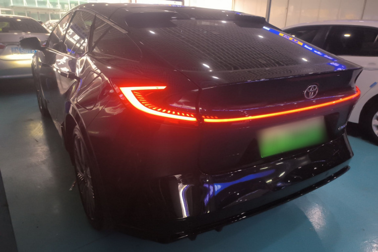 丰田bZ5 2025款 550 PRO车身外观4