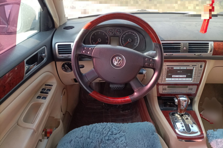 大众 Passat领驭 2009款 2.8L V6 自动至尊型中控内饰13