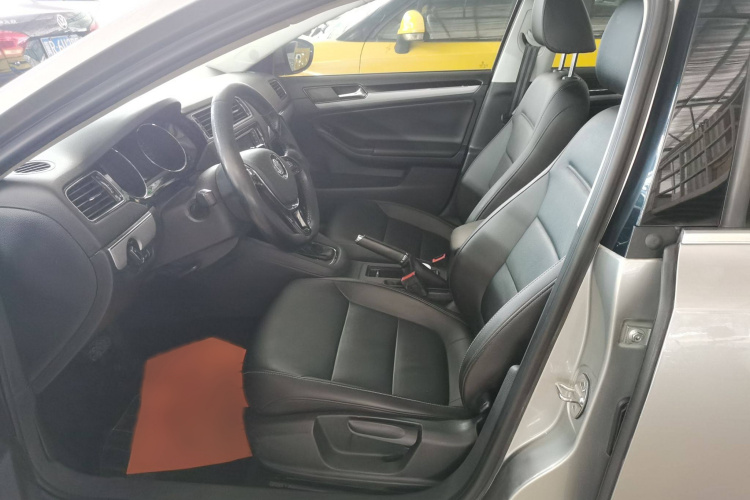 大众 速腾 2018款 280TSI DSG舒适型局部细节19