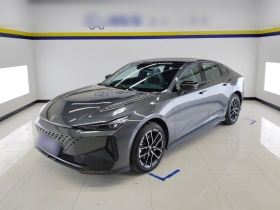 长安UNI-V 智电iDD 2024款 蓝鲸智电iDD 136km 智尊型