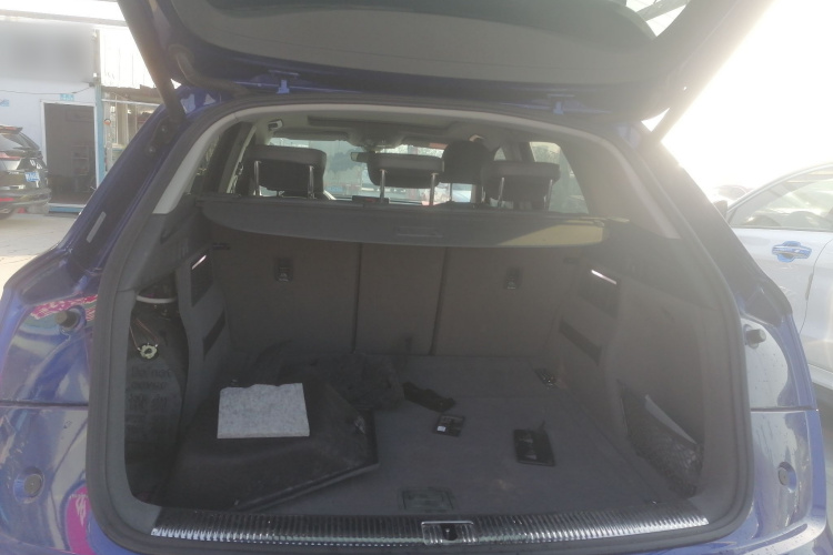 奥迪Q5L 2018款 45 TFSI 尊享时尚型 国V局部细节23