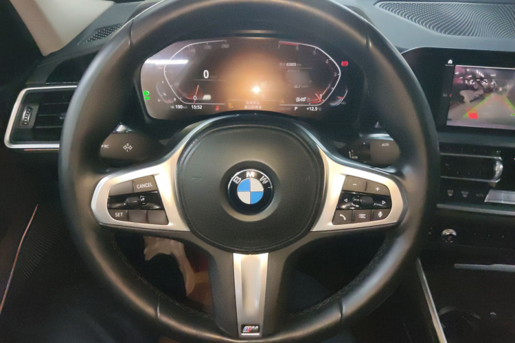 宝马3系 2021款 改款二 325Li M运动套装局部细节13