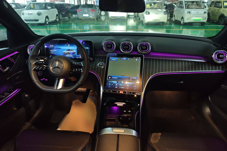 奔驰C级 2022款 改款 C 260 L 运动版中控内饰12
