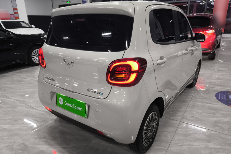 五菱汽车 宏光MINIEV 2025款 四门版 进阶款车身外观7