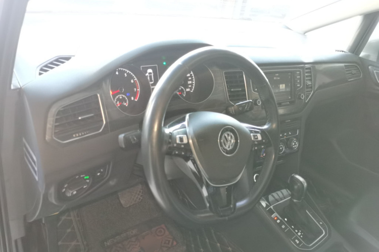 大众 高尔夫·嘉旅 2016款 280TSI 自动豪华型中控内饰12