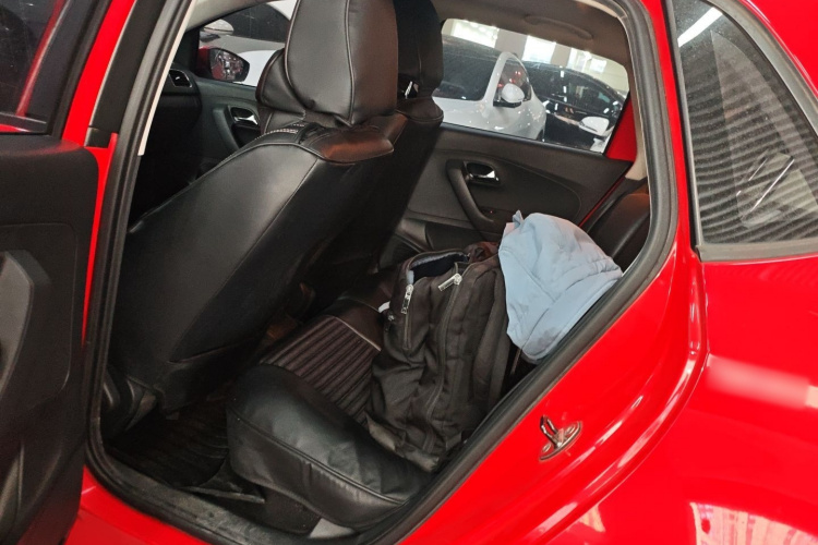 大众 Polo 2016款 1.6L 自动舒适型中控内饰7004