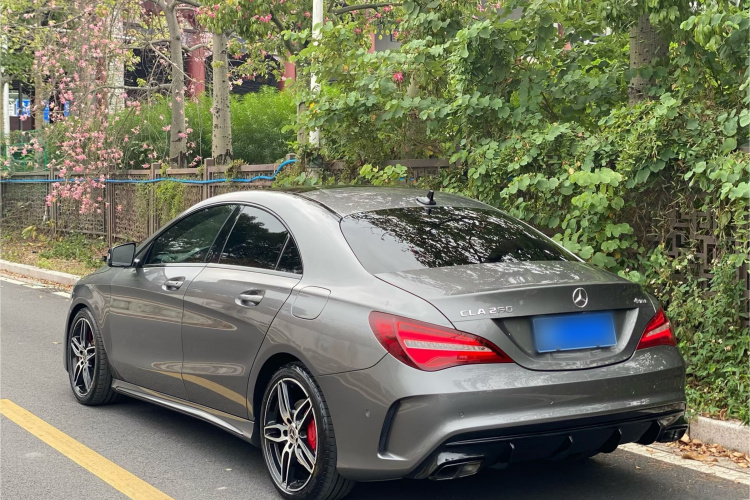 奔驰CLA 2017款 改款 CLA 220 4MATIC车身外观6008