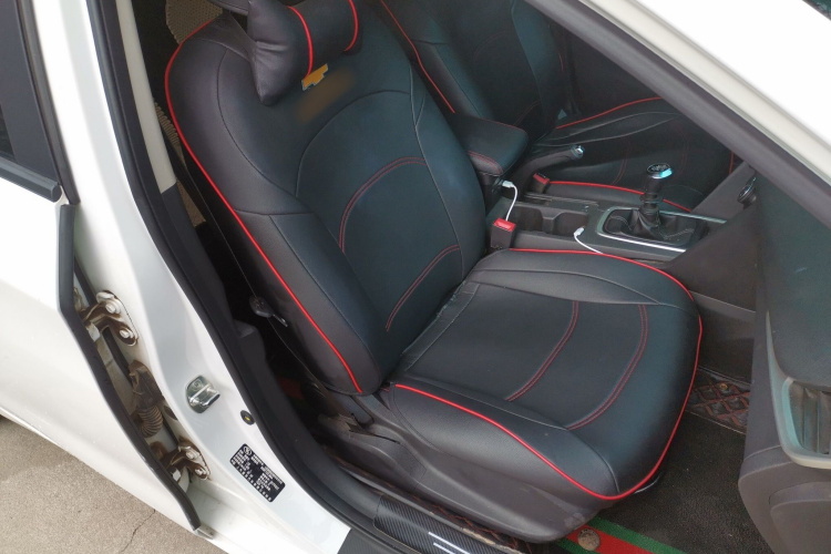 雪佛兰 科沃兹 2016款 1.5L 手动欣享版局部细节41