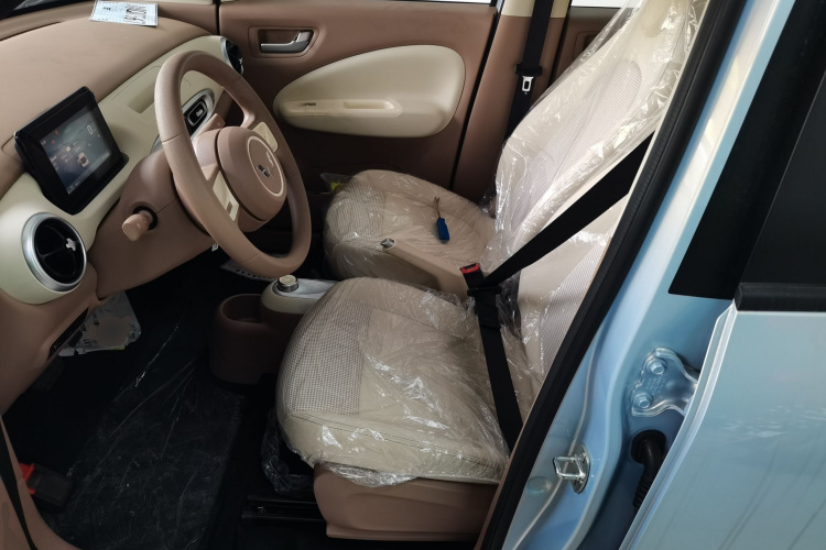 五菱汽车 宏光MINIEV 2025款 四门版 进阶款中控内饰19