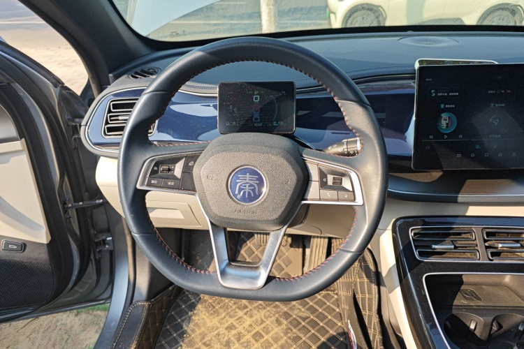 比亚迪 秦PLUS 2021款 DM-i 55KM 旗舰型局部细节13