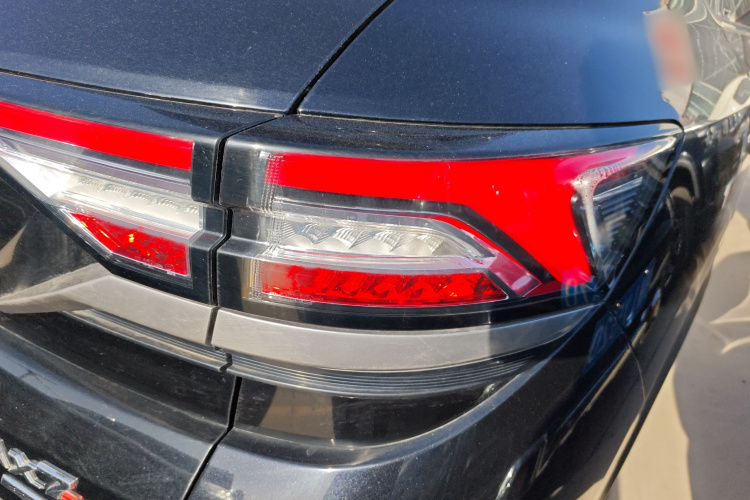 东风风神AX7 2022款 马赫版 1.5T DCT DF51车身外观6001