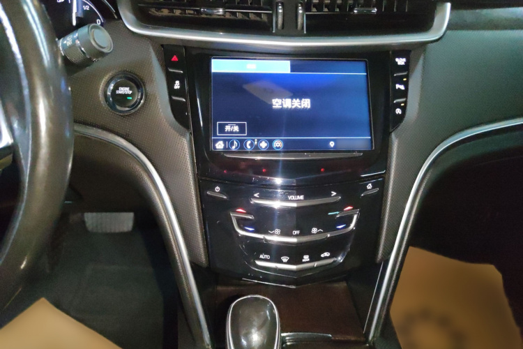 凯迪拉克XTS 2018款 28T 精英型局部细节16