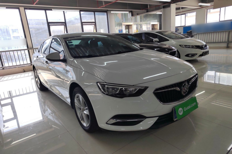 别克 君威 2019款 20T 精英型 国VI车身外观3