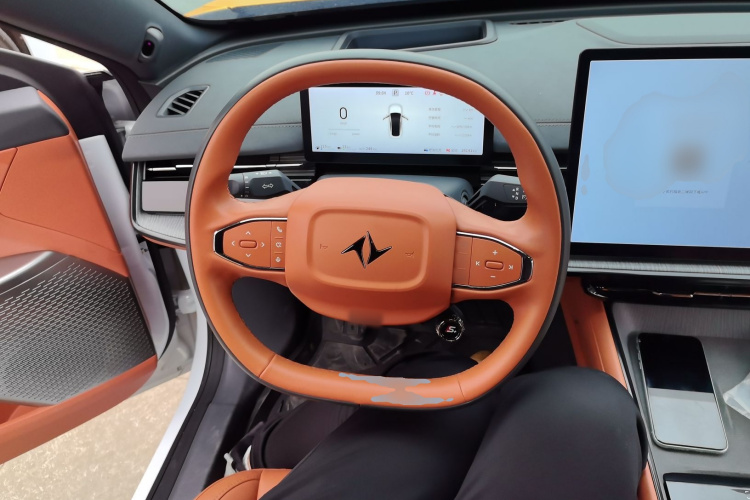 东风奕派 eπ007 2024款 200Pro增程版中控内饰13