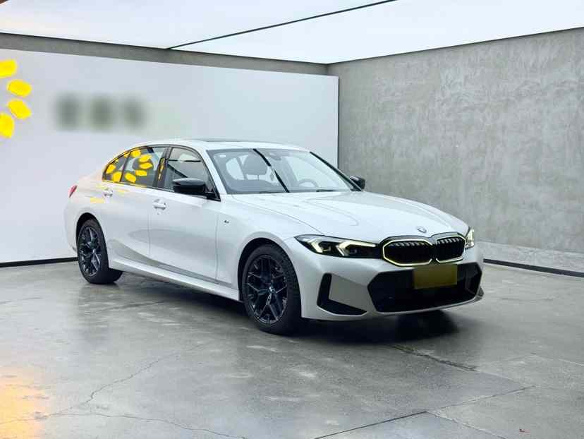 宝马3系 2025款 330Li M运动曜夜套装(3)