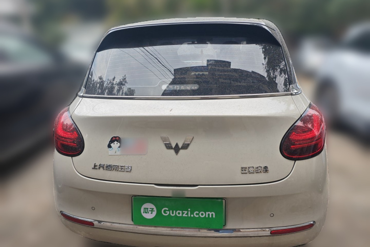 五菱汽车 五菱缤果 2023款 333km 灵犀互联+款车身外观6