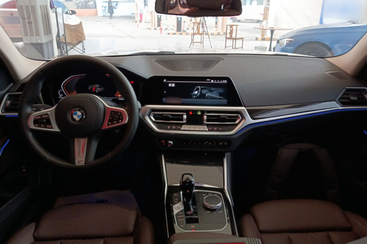 宝马3系 2022款 325Li M运动套装中控内饰12