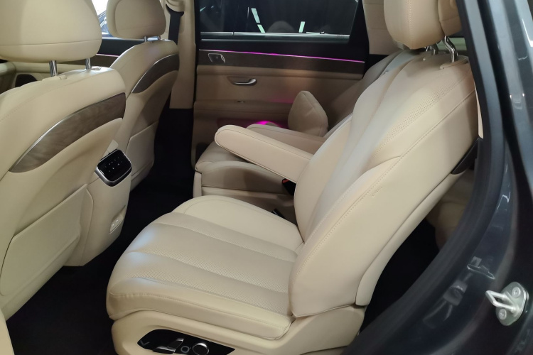 鸿蒙智行 问界M7 2022款 1.5T 四驱豪华版中控内饰21