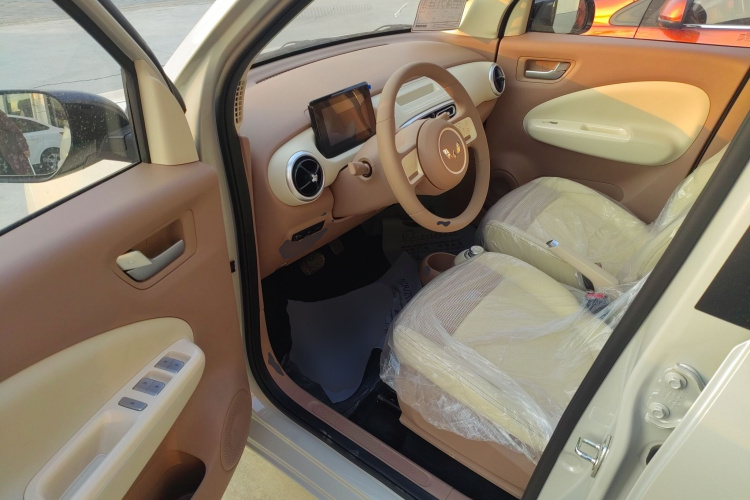 五菱汽车 宏光MINIEV 2025款 四门版 进阶款中控内饰20