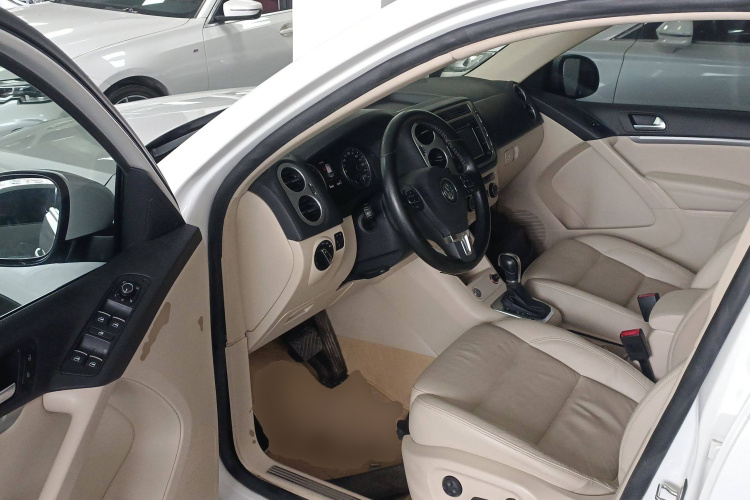 大众 途观 2015款 1.8TSI 自动两驱豪华型中控内饰7003