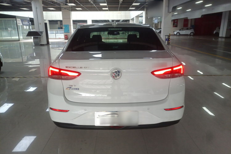 别克 英朗 2019款 15T 双离合互联精英型 国V车身外观6