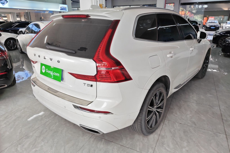 沃尔沃XC60 2021款 T5 四驱智远豪华版车身外观7