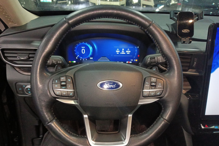 福特 探险者 2020款 EcoBoost 285 四驱钛金版 7座局部细节13