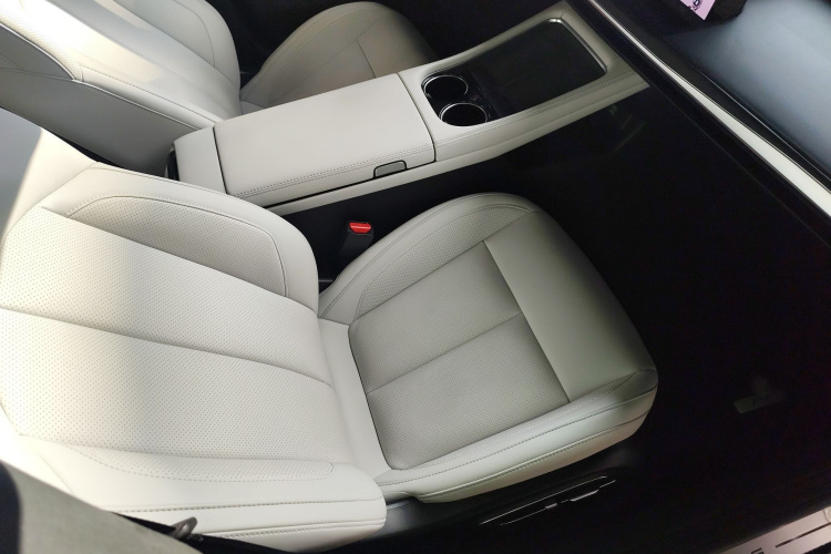 小鹏P7 2024款 P7i 702 Max 鹏翼版局部细节41