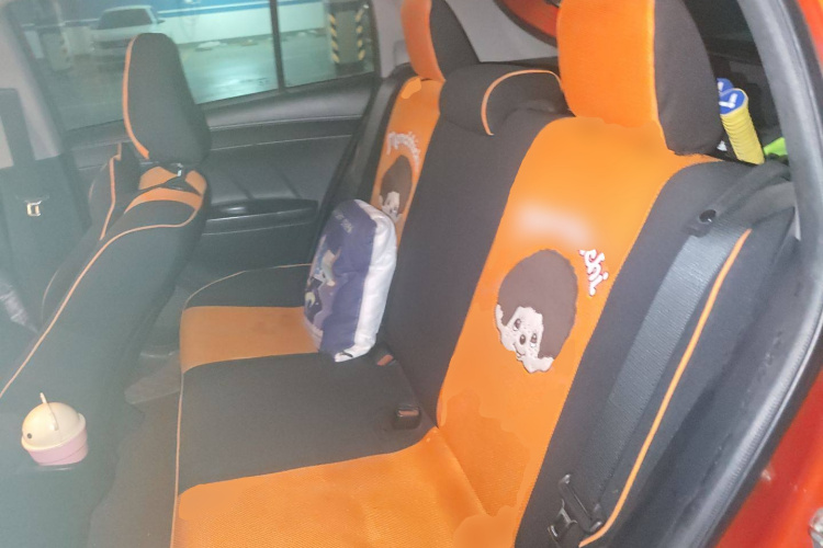 丰田 YARiS L 致炫 2016款 改款 1.5E CVT魅动版中控内饰7004