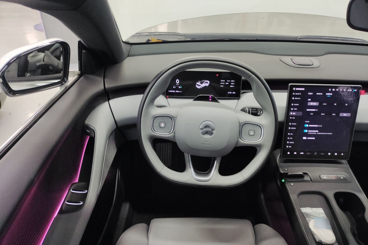 蔚来ET5 2024款 75kWh中控内饰13