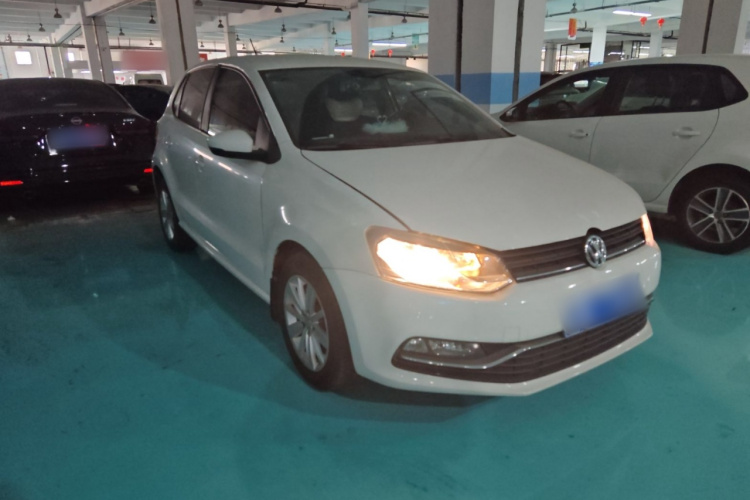 大众 Polo 2014款 1.6L 自动舒适版车身外观3