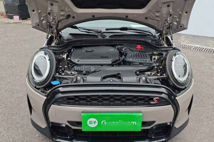 MINI 2023款 2.0T COOPER S 艺术家 五门版机舱底盘24