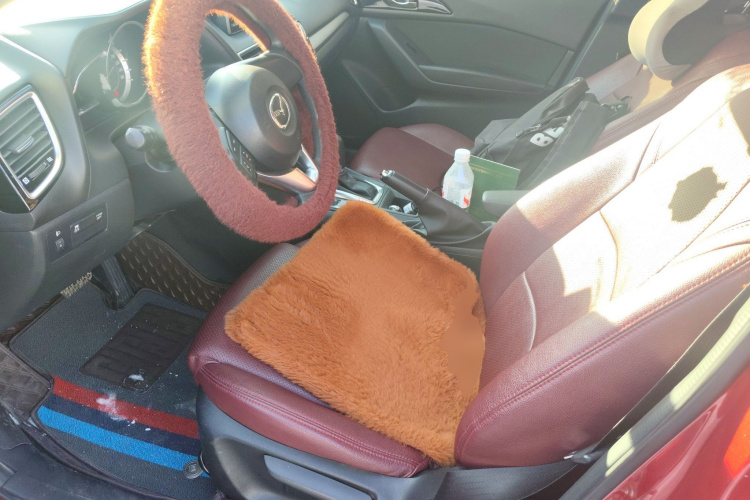 马自达3 昂克赛拉 2016款 三厢 1.5L 自动舒适型中控内饰19